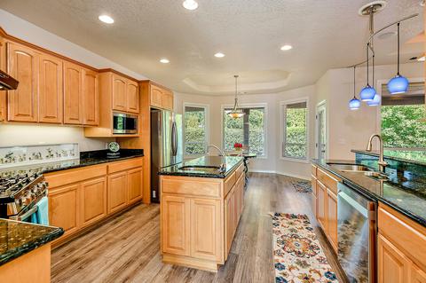 975 Greenway Ct, Eagle Point, OR 97524 photo 13