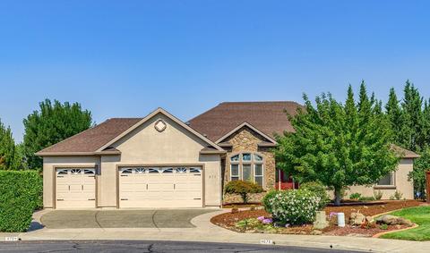 975 Greenway Ct, Eagle Point, OR 97524 photo 1