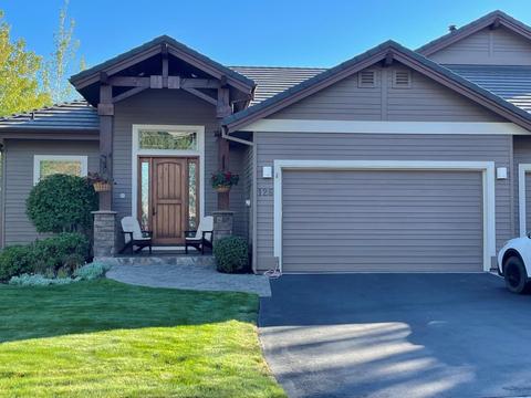 126 NW Phils Loop, Bend, OR 97703 photo 1