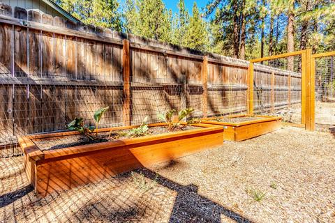 60154 Agate Rd, Bend, OR 97702 photo 30
