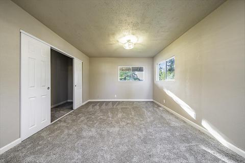 6922 Pinehurst St, Central Point, OR 97502 photo 6