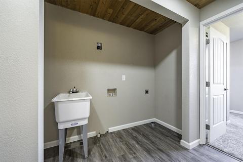 6922 Pinehurst St, Central Point, OR 97502 photo 16