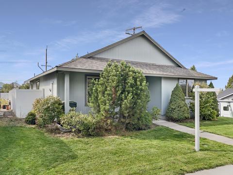 63347 Vogt Rd, Bend, OR 97701 photo 2