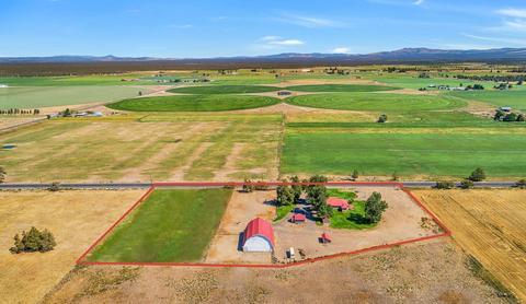 62939 Johnson Ranch Rd, Bend, OR 97701 photo 2