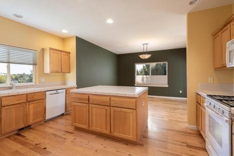 63465 Crestview Dr, Bend, OR 97701 photo 11