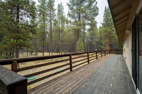 16360 Red Bear Ln, Bend, OR 97707 photo 6