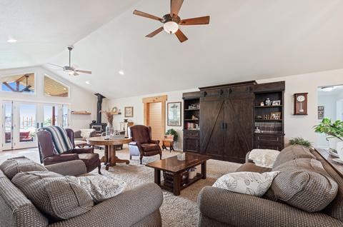 2817 Ball Rd, Eagle Point, OR 97524 photo 16