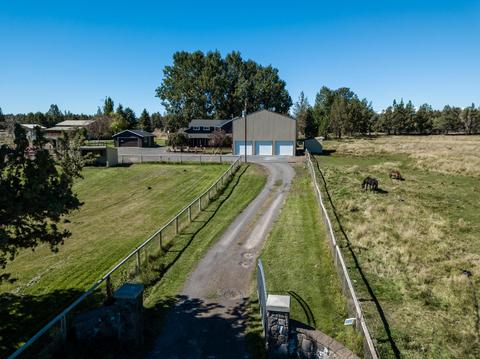 61665 Harmony Ln, Bend, OR 97702 photo 3