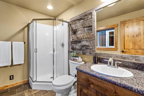 61665 Harmony Ln, Bend, OR 97702 photo 22