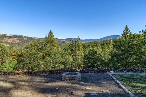 8112 E Antelope Rd, Eagle Point, OR 97524 photo 12