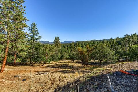 8112 E Antelope Rd, Eagle Point, OR 97524 photo 10