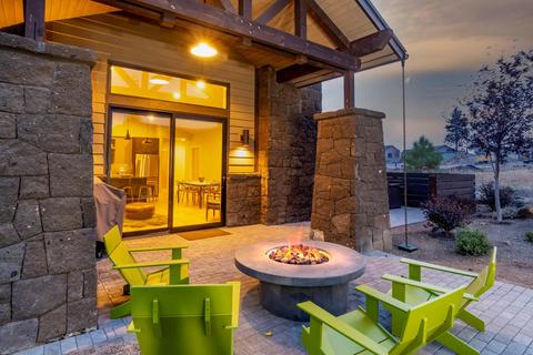 19138 Gateway Loop, Bend, OR 97702 photo 5