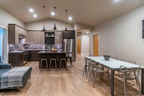 19138 Gateway Loop, Bend, OR 97702 photo 14