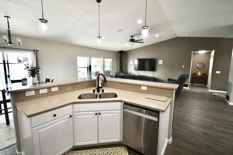 21305 Gift Rd, Bend, OR 97703 photo 29
