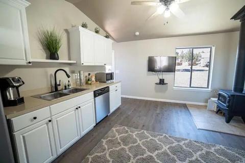 21305 Gift Rd, Bend, OR 97703 photo 11