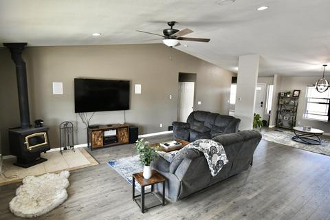 21305 Gift Rd, Bend, OR 97703 photo 22