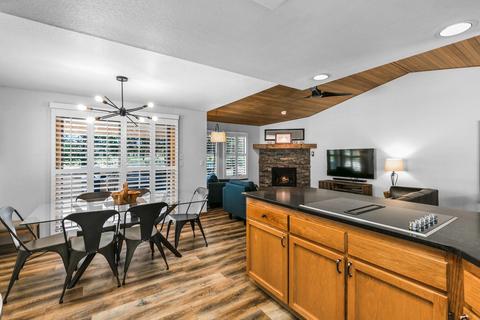 17826 W Core Rd, Sunriver, OR 97707 photo 6