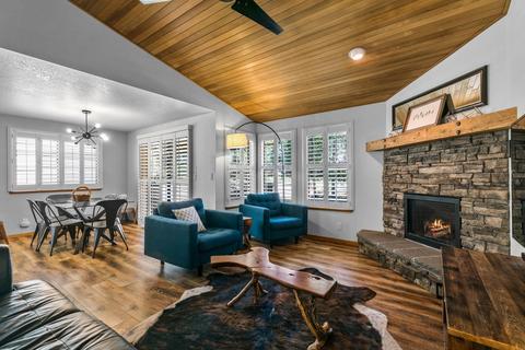 17826 W Core Rd, Sunriver, OR 97707 photo 1