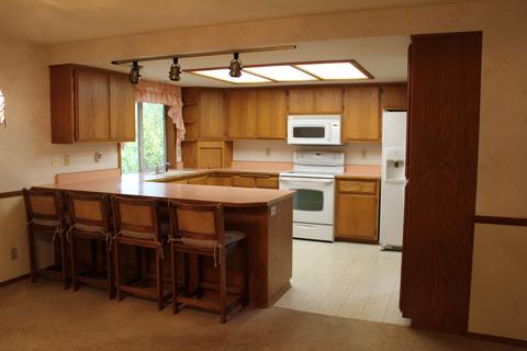 492 Vincent Ave, Central Point, OR 97502 photo 9