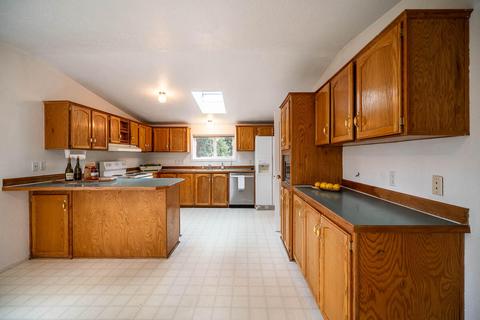 19355 Apache Rd, Bend, OR 97702 photo 16