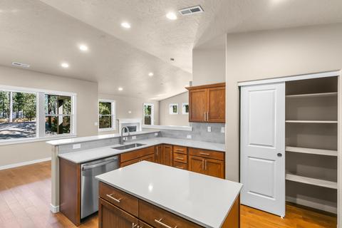 17144 Downey Rd, Bend, OR 97707 photo 32