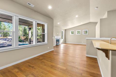 17144 Downey Rd, Bend, OR 97707 photo 28