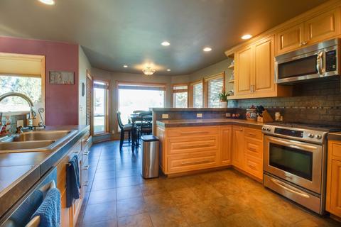 61110 Ropp Ln, Bend, OR 97702 photo 16