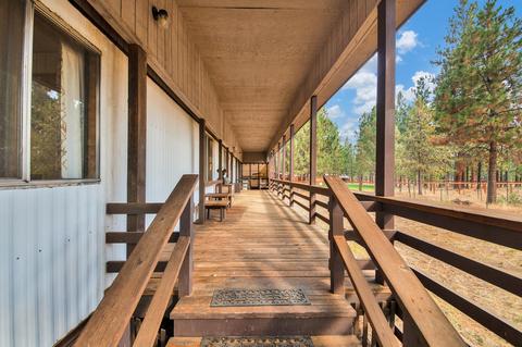 14779 Bluegrass Loop, Sisters, OR 97759 photo 11