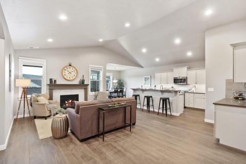 20401 SE Senden Ln, Bend, OR 97702 photo 14