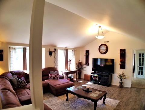 351 Candis Dr, Eagle Point, OR 97524 photo 3