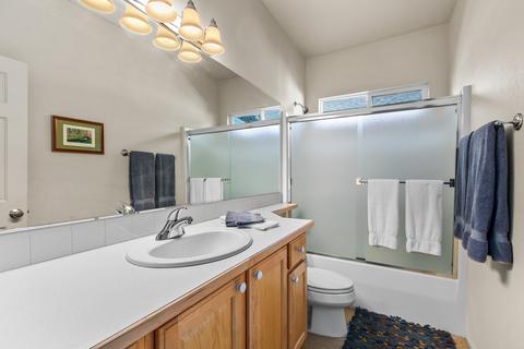 61574 Devils Lake Dr, Bend, OR 97702 photo 22