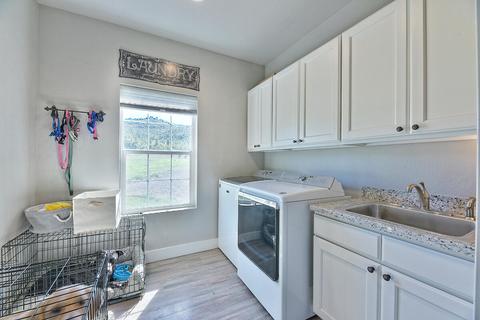 1080 Lexington Dr, Eagle Point, OR 97524 photo 14