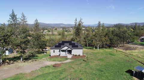 1080 Lexington Dr, Eagle Point, OR 97524 photo 29