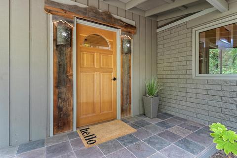1507 NW Ithaca Ave, Bend, OR 97703 photo 4
