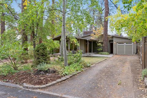 1507 NW Ithaca Ave, Bend, OR 97703 photo 2
