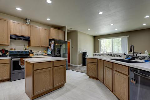 8116 Reeve Rd, La Pine, OR 97739 photo 3