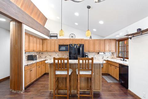 150 Combs Dr, Merlin, OR 97532 photo 10