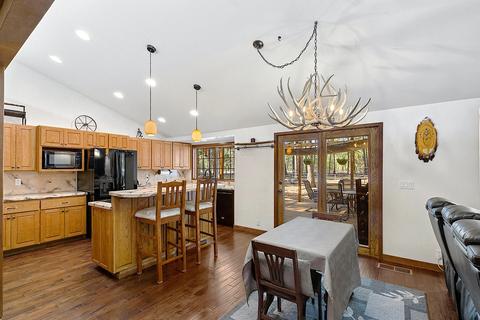 150 Combs Dr, Merlin, OR 97532 photo 9