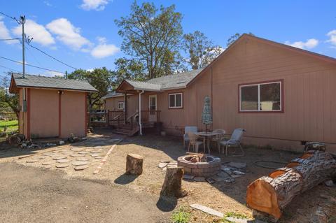 140 Daryl Ln, Eagle Point, OR 97524 photo 4