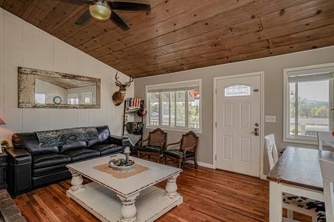 18730 Hwy 62, Eagle Point, OR 97524 photo 5