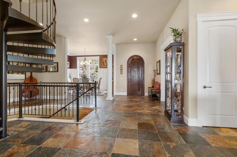 3344 NW Starview Dr, Bend, OR 97703 photo 9
