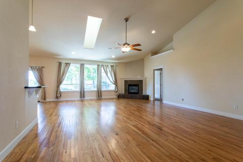 45 Broken Stone Way, Eagle Point, OR 97524 photo 2
