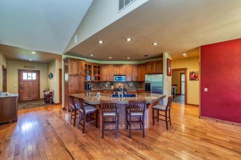 20935 Vail Run Ct, Bend, OR 97702 photo 7