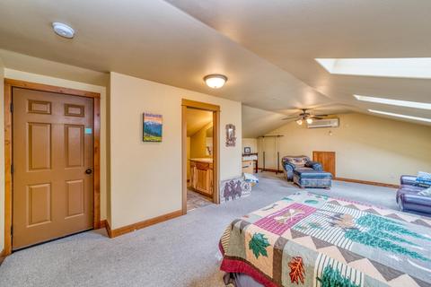 20935 Vail Run Ct, Bend, OR 97702 photo 26