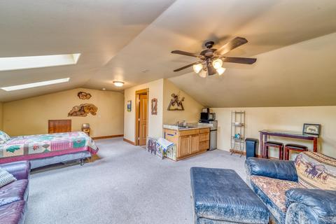 20935 Vail Run Ct, Bend, OR 97702 photo 27
