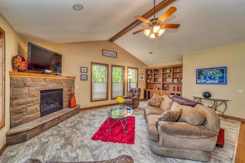20935 Vail Run Ct, Bend, OR 97702 photo 10