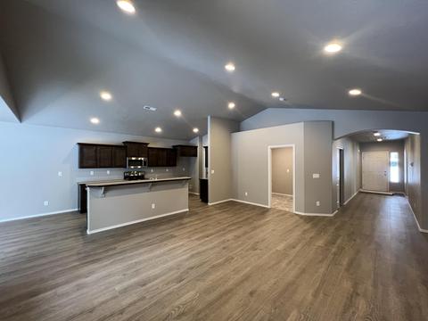 51320 Evans Way, La Pine, OR 97739 photo 4