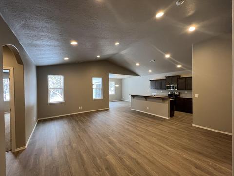 51320 Evans Way, La Pine, OR 97739 photo 3
