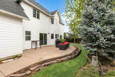 368 SE Soft Tail Loop, Bend, OR 97702 photo 36