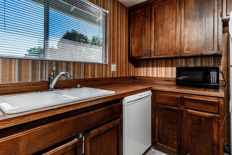 61357 SE Keelally Ct, Bend, OR 97702 photo 10